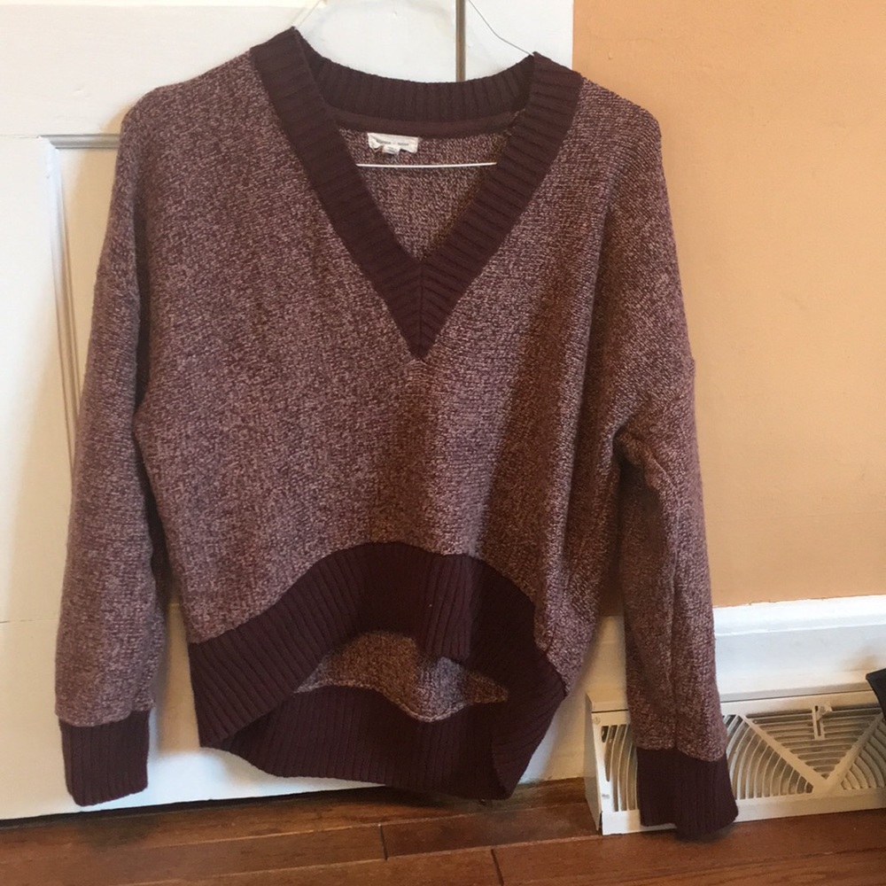 DELETING IN A WEEK Hi/lo cropped sweater